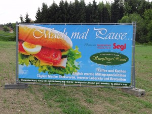 Werbebanner-Werbeplanen im Außenbereich